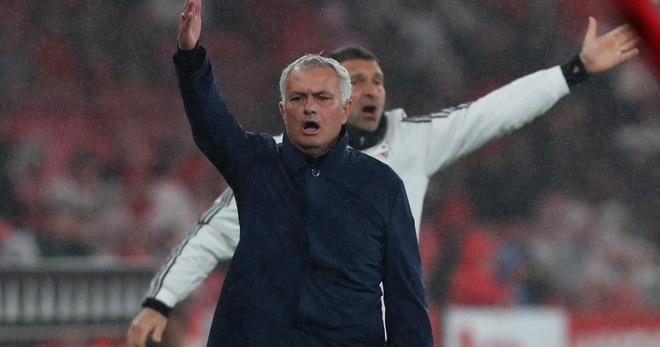 Ligue des champions : «Il n’y a rien avec le Real Madrid», Mourinho balaie les rumeurs d'un retour en Espagne