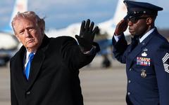 «Des initiés ont profité de ses mensonges» : des opérations sur les marchés avant les déclarations de Donald Trump sur l’Iran intriguent