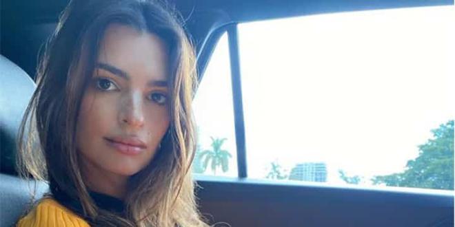 Emily Ratajkowski très complice avec son chien Colombo sur Instagram !