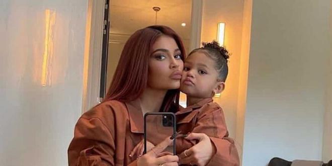 Kylie Jenner lynchée à cause de la fête d’anniversaire de Stormi !