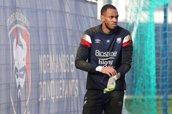 Football. Avec l’arrivée de Yannis Clémentia, la valse des gardiens se poursuit au SM Caen