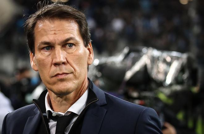 PSG : Rudi Garcia tacle le Barça