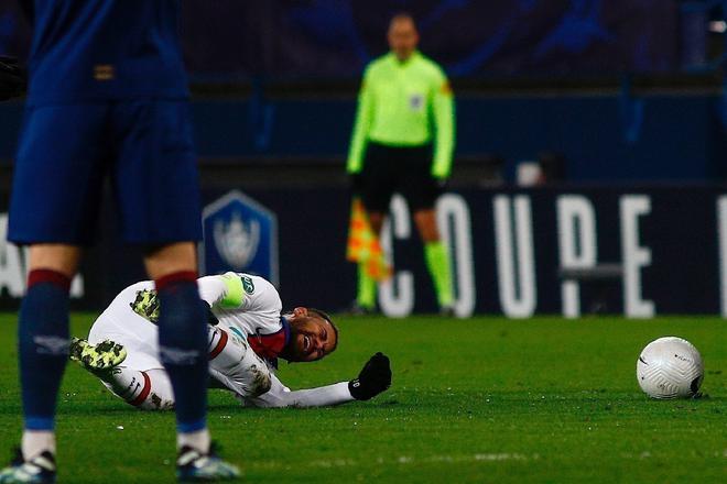 PSG : Neymar, blessé, forfait contre Barcelone en huitième de finale de Ligue des champions