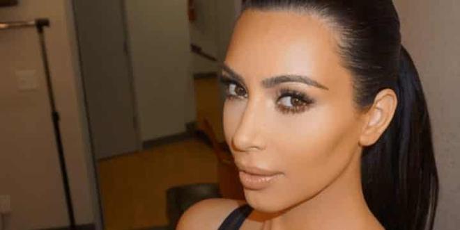 Kim Kardashian accro à la chirurgie post-grossesse «Mommy Makeover» !