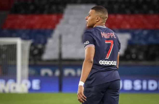 Equipe de France : «Mbappé est bien à Paris», assure Didier Deschamps