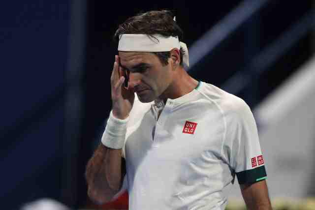 Tennis - ATP - Doha - Roger Federer tombe face à Nikoloz Basilashvili à Doha