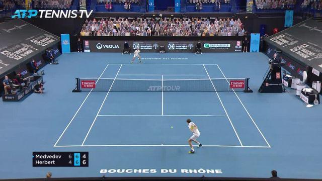 Tennis - ATP - Marseille - Daniil Medvedev se défait de Pierre-Hugues Herbert et remporte le titre à Marseille