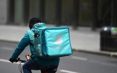 Deliveroo valorisé à 7,6 milliards de livres, soit 8,9 milliards d’euros, pour son entrée en Bourse