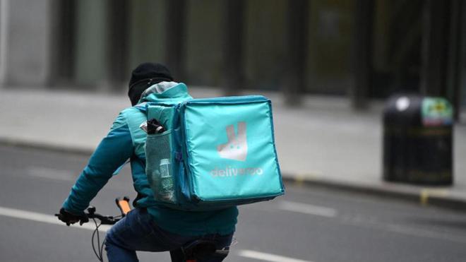 Deliveroo valorisé à 7,6 milliards de livres, soit 8,9 milliards d’euros, pour son entrée en Bourse