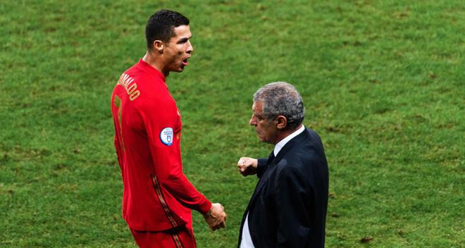 Portugal : les propos forts de Fernando Santos sur l'angoisse de Cristiano Ronaldo