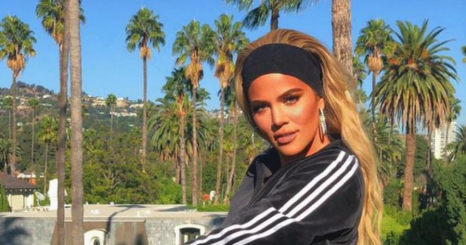 Kim Kardashian : sa sœur Khloé Kardashian s’affiche au naturel par accident !