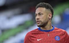 Foot - L1 - PSG - Neymar (PSG) au soutien de son Institut