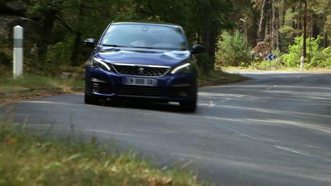 Peugeot revient aux compteurs à aiguille à cause de la pénurie de semi-conducteurs