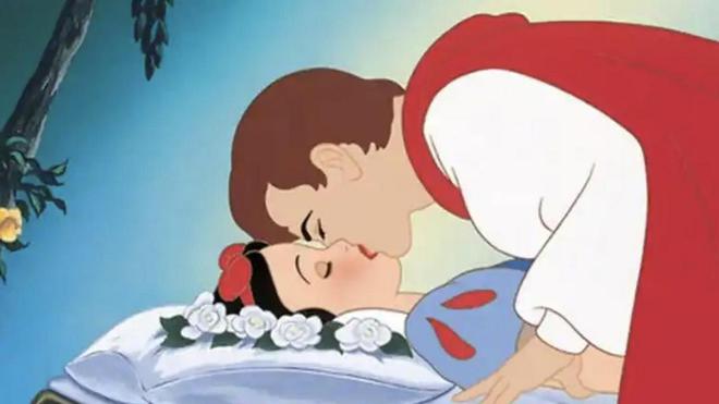Disney : le baiser de Blanche-Neige fait polémique