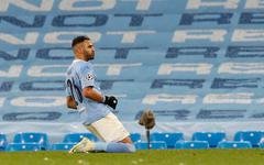 Manchester City-PSG : «Un génie sous-côté», Riyad Mahrez fêté par la presse anglaise