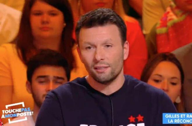 TPMP : les propos d’un chroniqueur sur Iris Mittenaere scandalisent le plateau