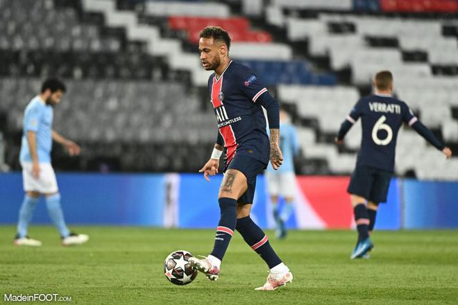 PSG : Nasser Al-Khelaïfi assure que Neymar veut "finir sa carrière au PSG"