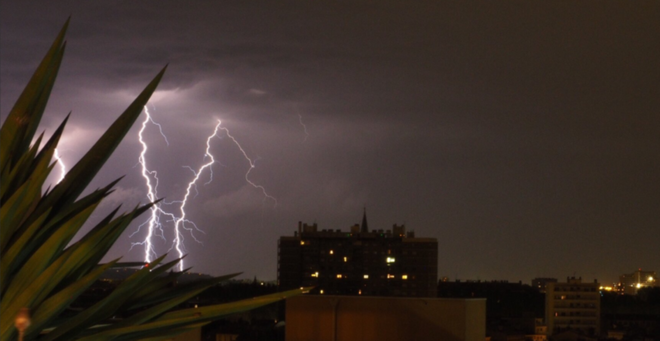 Les orages arrivent. Météo France place en vigilance orange Toulouse et trois départements d’Occitanie