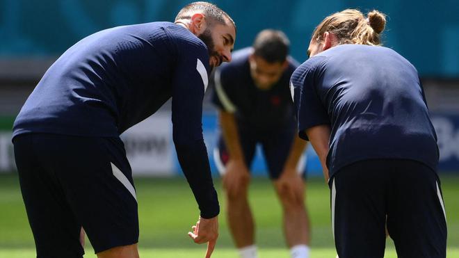 Équipe de France : « Dès que Karim (Benzema) va en mettre un, le robinet sera ouvert » assure Antoine Griezmann