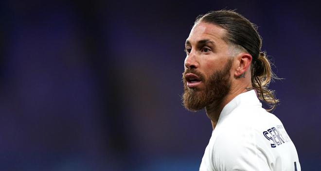 Real Madrid – Mercato : les proches de Sergio Ramos écartent la piste PSG